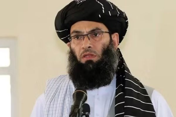 خالد حنفي ملایانو ته: که ټوله نړۍ او افغانستان درته کنځلې کوي بیا هم امربالمعروف تطبیق کړئ