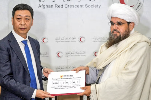 الصين تقدم 100 ألف دولار مساعدة لحركة طالبان