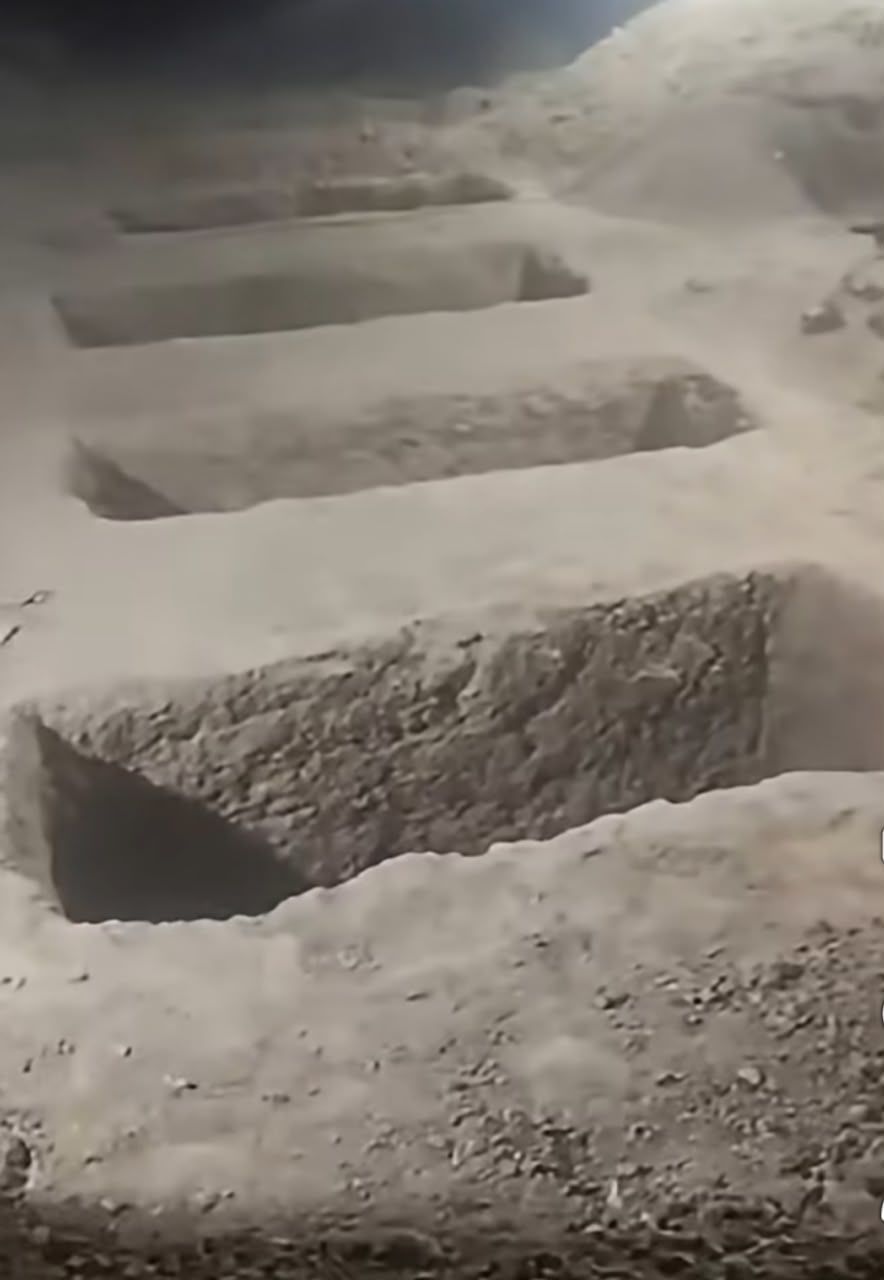 حال‌وش: دست‌کم ۱۷ مهاجر افغان در مرز ایران بر اثر تشنگی جان باختند
