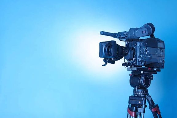 یک پژوهش جدید نشان میدهد رسانههای افغانستان خود را در تبعید بازسازی کردهاند