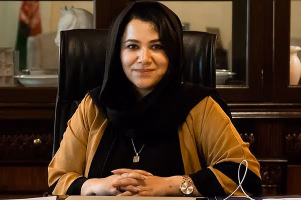 نرګس نهان: طالبان د ښځو له ځواک څخه وېره لري