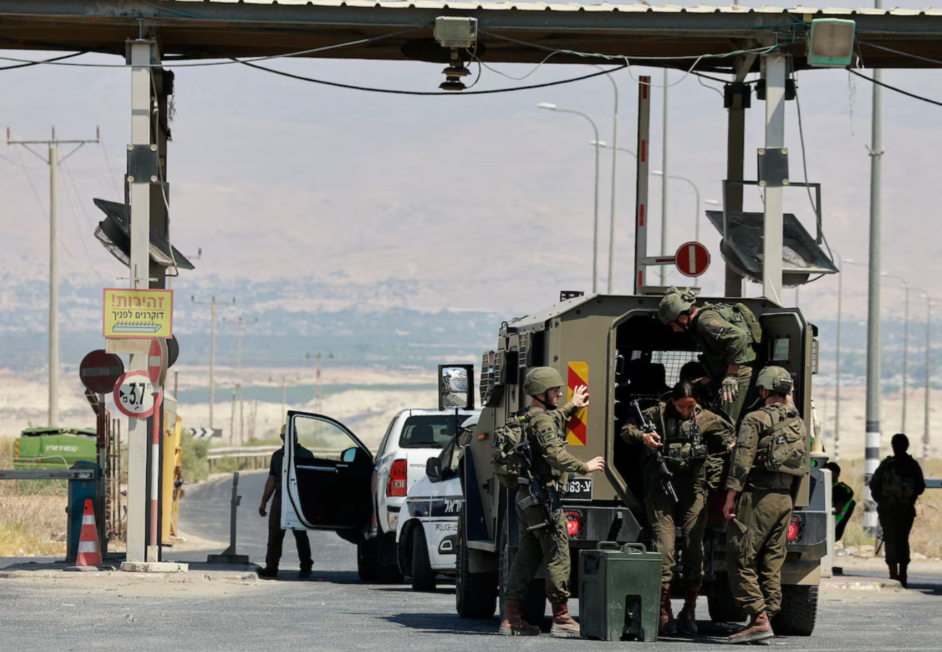 درې اسراییلیان له اردن سره پر پوله په یو وسله وال برید کې وژل شوي دي