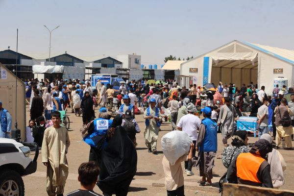 Over 20000 Afghan Migrants Deported From Iran In Single Day, Says Taliban