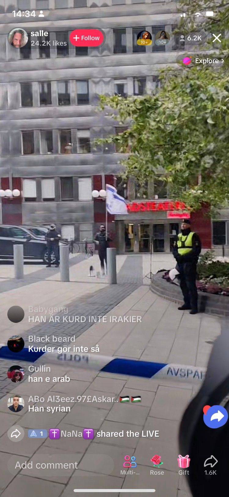 پناهجوی عراقی در سویدن با برافراشتن پرچم اسرائیل، باری دیگر قرآن را آتش زد