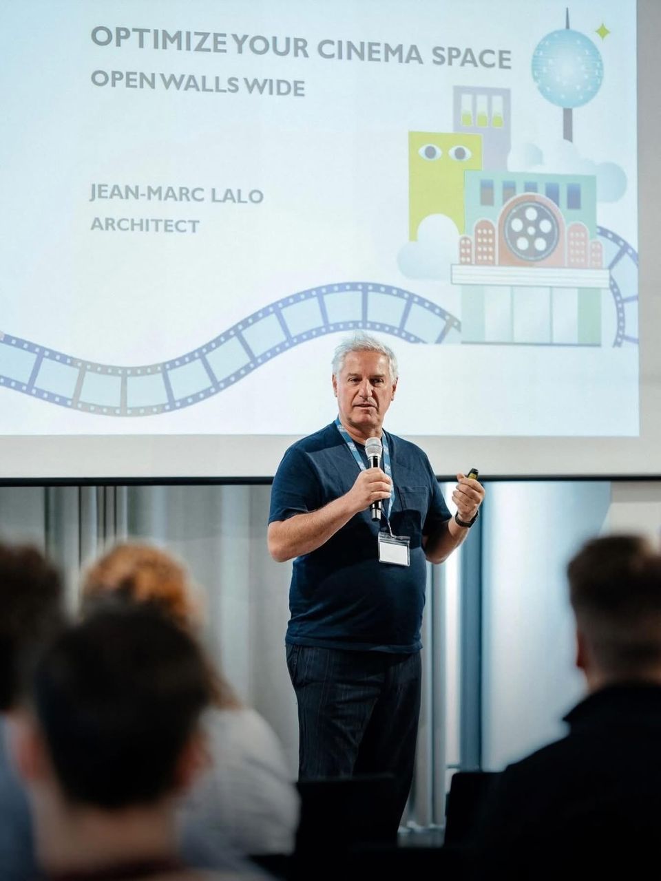 معمار فرانسوی که سینما آریانا را بازسازی کرد می‌گوید بلدوزر قلبم را ویران کرد