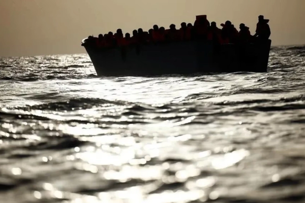 برېټانیا کې یو افغان کډوال ماشوم ته ۲۵زره پونډه تاوان ورکړل شو