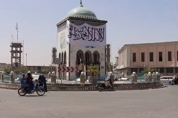 پاکستان میگوید سه منطقه را در قندهار بمباران کرده است