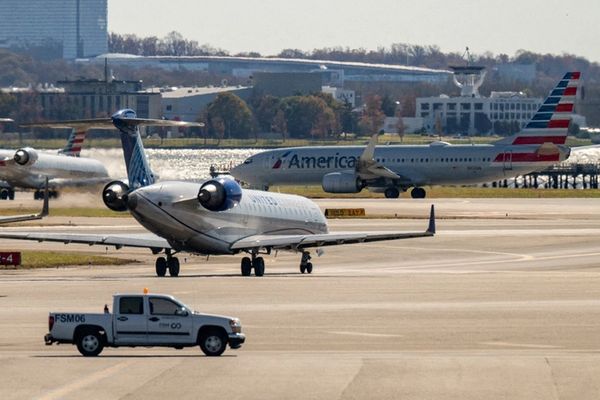 اداره هوانوردی امریکا به شرکتهای هواپیمایی برای پرواز بر فراز ونزوئلا هشدار داد