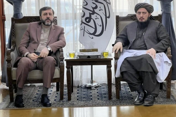 إيران وطالبان تتفقان على تبادل السجناء بين البلدين