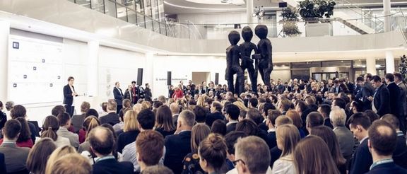 ۱۱ وزیر خارجه زن در نشست مونیخ: طالبان با حذف زنان، آینده افغانستان را به خطر میاندازند