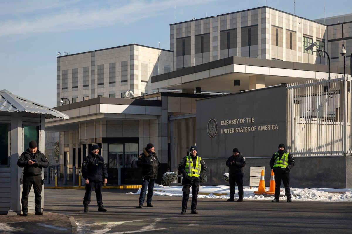 ایالات متحده انتقال معلومات استخباراتی به اوکراین را متوقف کرد