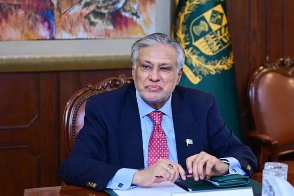 اسحاقدار میگوید در تلاش بازتعریف روابط پاکستان و افغانستان «در مسیر مثبت» است