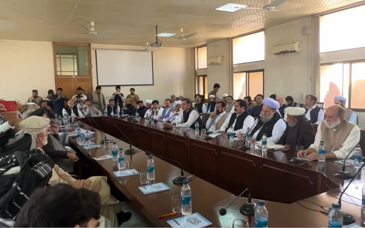 جرگه صلح با تاکید بر آتش‌بس از دیپلوماسی میان طالبان و اسلام‌آباد حمایت کرد