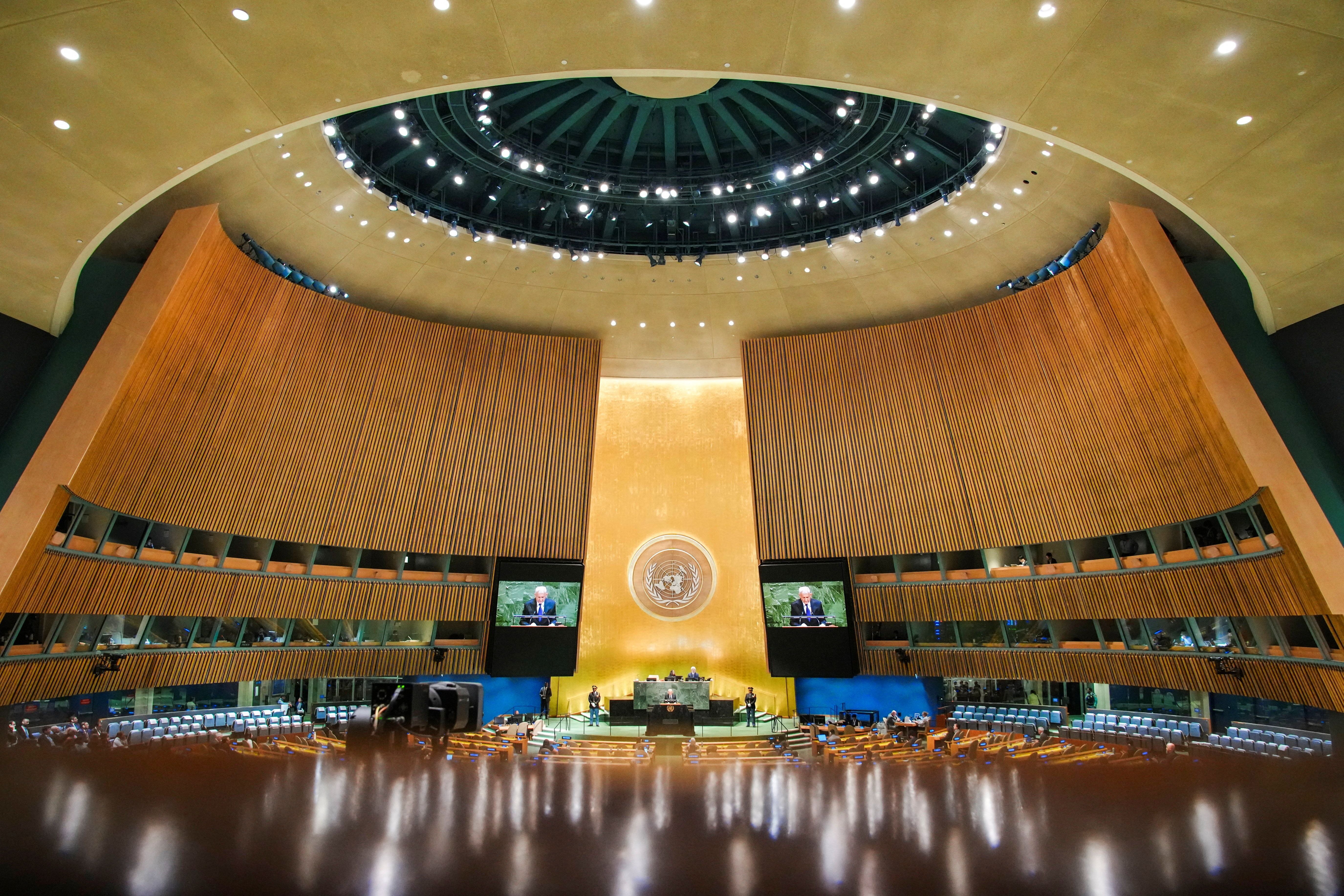 غياب أفغانستان عن منصة الأمم المتحدة يعود لعدم وجود حكومة شرعية