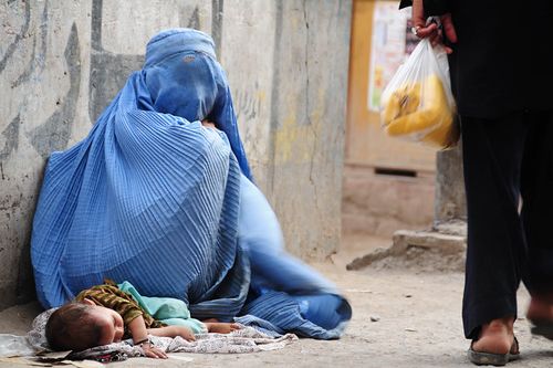 د خوړو نړۍوال پروګرام: هره شپه ۱۵ میلیونه افغانان وږي ویده کیږي