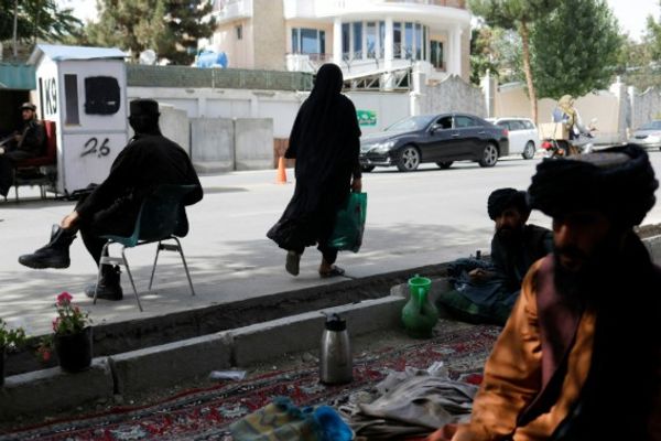 ملګري ملتونه: افغان مېرمنې قضایي سیسټم ته د نارینهو پرتله څلور برابره کم لاسرسی لري