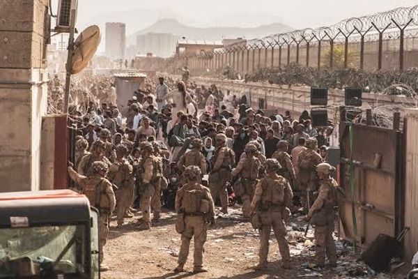د سقوط ورځې؛ دوو امریکایي قوماندانانو کابل ته د طالبانو د ننوتلو په تړاو بېپروایي کړې