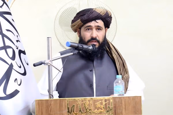 د طالبانو د مخابراتو او معلوماتي ټکنالوژۍ نوي وزیر دنده پیل کړه