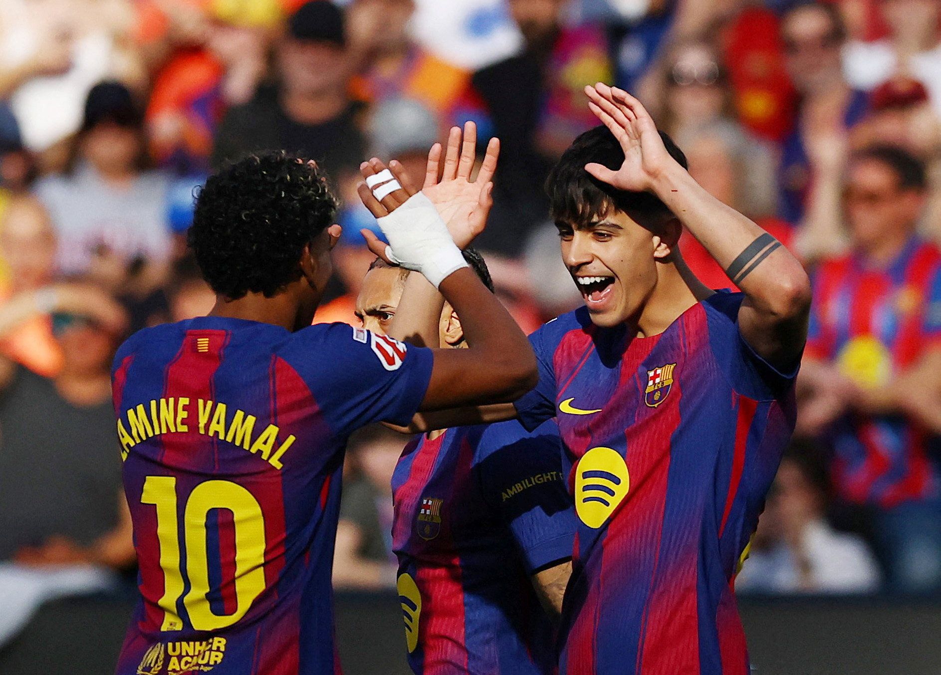 بازگشت بارسلونا به صدر جدول رده‌بندی لالیگا با پیروزی قاطع مقابل لوانته