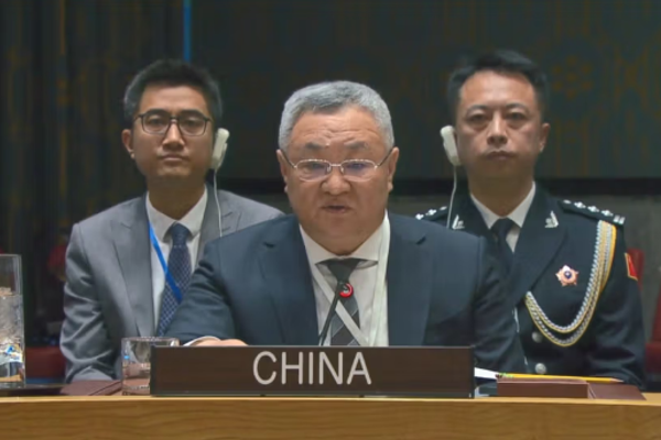 الصين تدعو طالبان إلى مكافحة الإرهاب