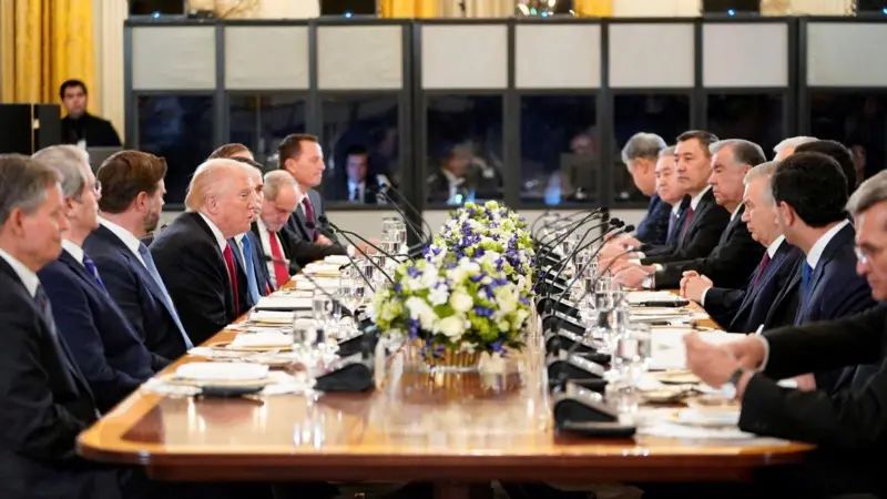 دیدار دونالد ترامپ با رهبران آسیای میانه در کاخ سفید