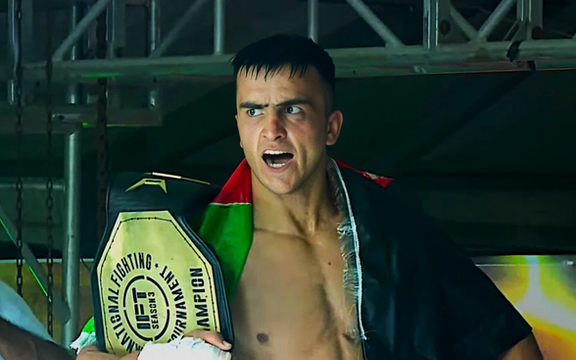 کوروش رجبی با شکست بلال حسین، کمربند قهرمانی سازمان IFT را کسب کرد