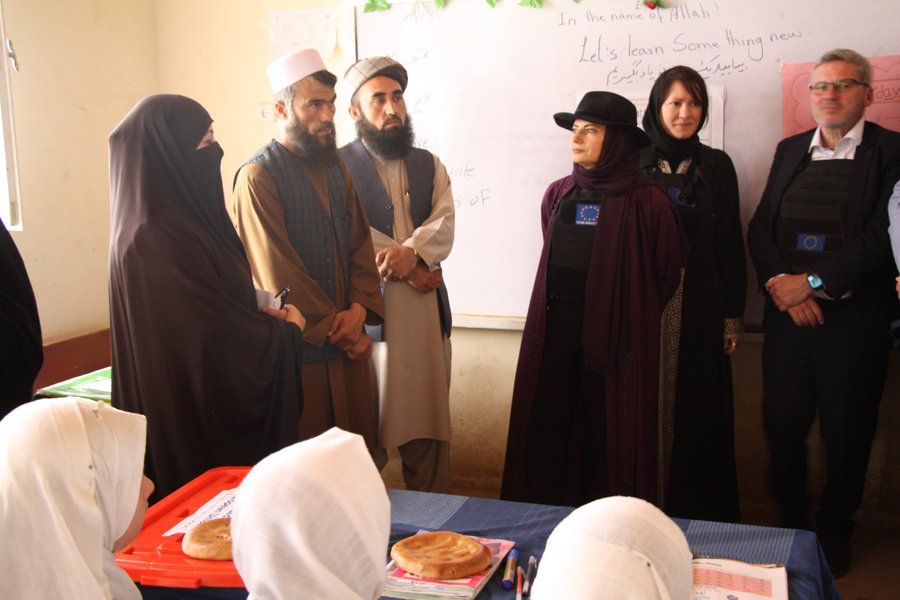 اروپایي اتحادیه: په افغانستان کې ماشومانو لپاره د خوندي او کیفیت لرونکې زده‌کړې ملاتړ کوو