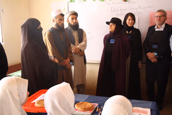اروپایي اتحادیه: په افغانستان کې ماشومانو لپاره د خوندي او کیفیت لرونکې زدهکړې ملاتړ کوو