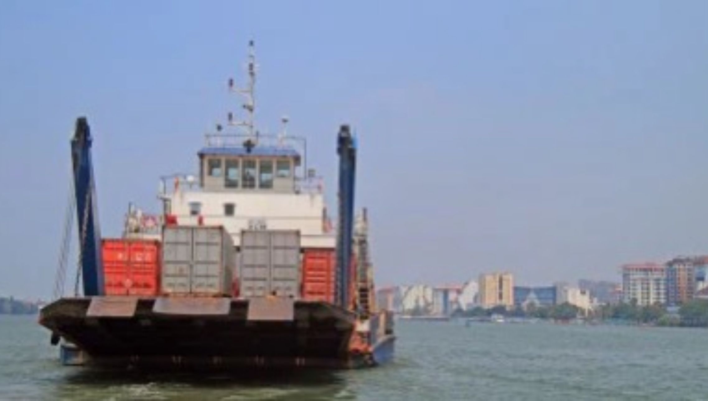 هندي رسنۍ: د طالبانو تر واک لاندې افغانستان څخه هند ته صادرات ډېر شوي