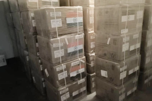 الهند ترسل 2.5 طنًا من أدوية علاج السرطان إلى كابل