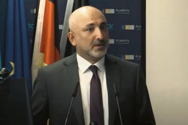 Terrorists In Afghanistan & Pakistan Are Treated Selectively, Says Former Afghan FM