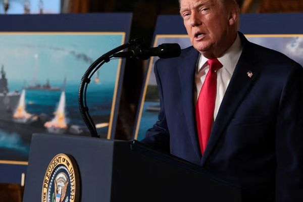 ټرمپ د «ټرمپ کلاس» په نوم د نړۍ ترټولو لویو او خورا پیاوړو جنګي بېړیو د جوړولو اعلان وکړ