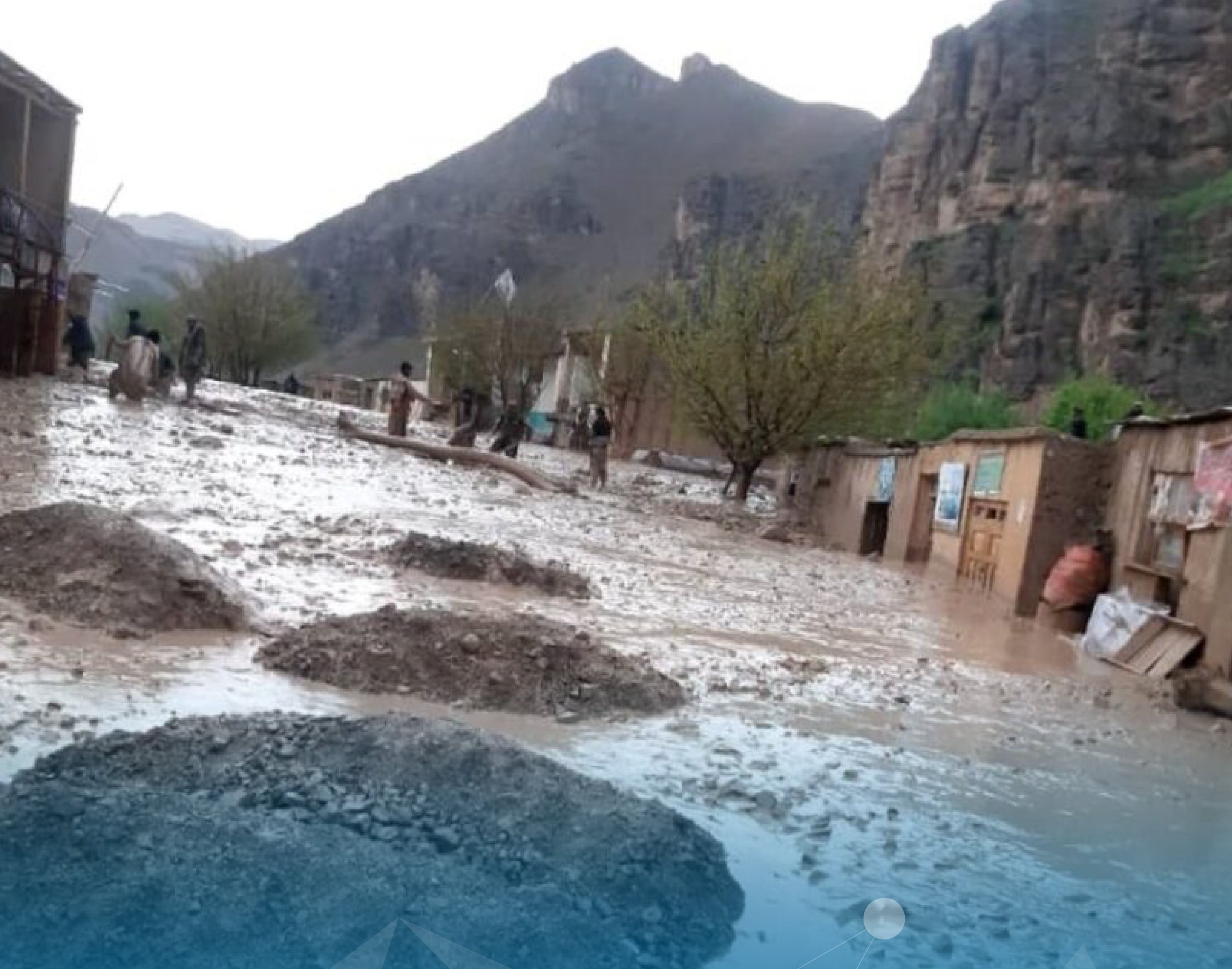 په ننګرهار کې له تېرو دوو ورځو راهیسې سېلابونو ۲۴ کسان مړه کړي