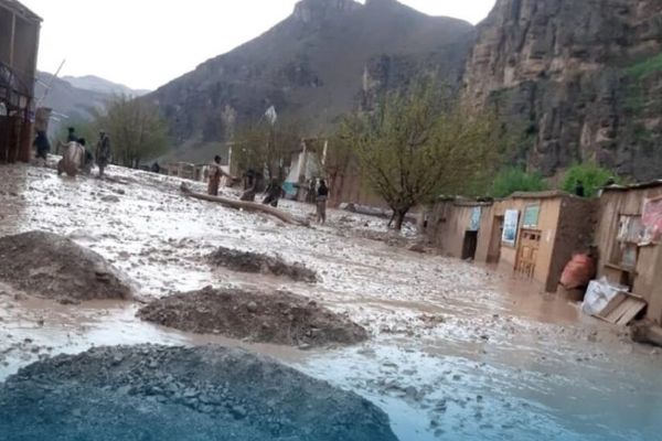 په ننګرهار کې له تېرو دوو ورځو راهیسې سېلابونو ۲۴ کسان مړه کړي