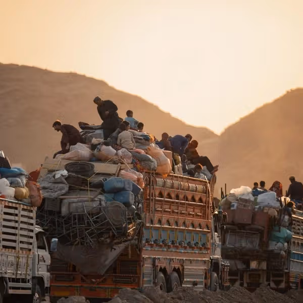 عفو بینالملل از پاکستان خواست اخراج مهاجران افغان را متوقف کند
