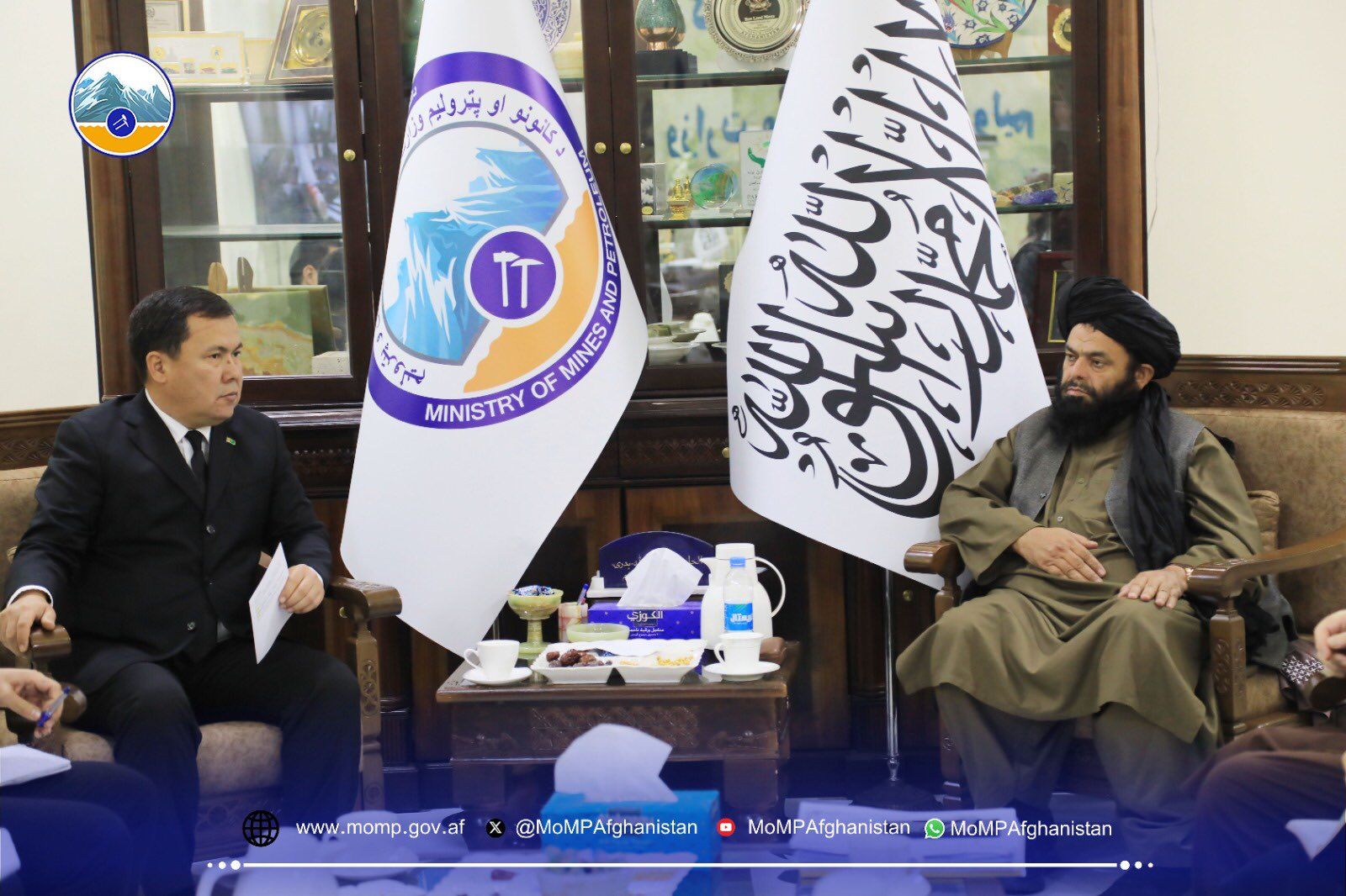 رئیس پروژه تاپی و وزیر معادن طالبان بر تسریع کار پروژه تاپی تاکید کردند