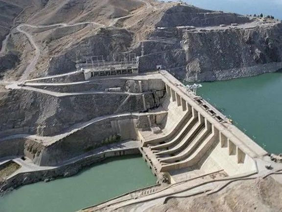 عضو مجلس ایران: جمهوری اسلامی از همه توان خود برای گرفتن حقابه استفاده نمیکند