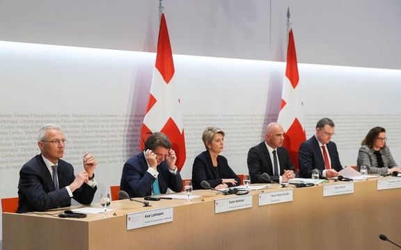 بزرگترین بانک سوئیس برای جلوگیری از بحران جهانی بانکی، با خرید کردیت سوئیس موافقت کرد