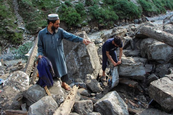 مقتل 222 شخصاً شمال باكستان جراء الفيضانات