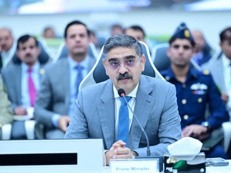 نخست‌وزیر پیشین پاکستان: افغانستان باید به روحیه ضد پاکستانی‌اش پایان دهد