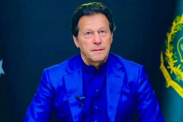 عمران خان: تمام مسایل با افغانستان باید از راه گفتوگو حل شوند