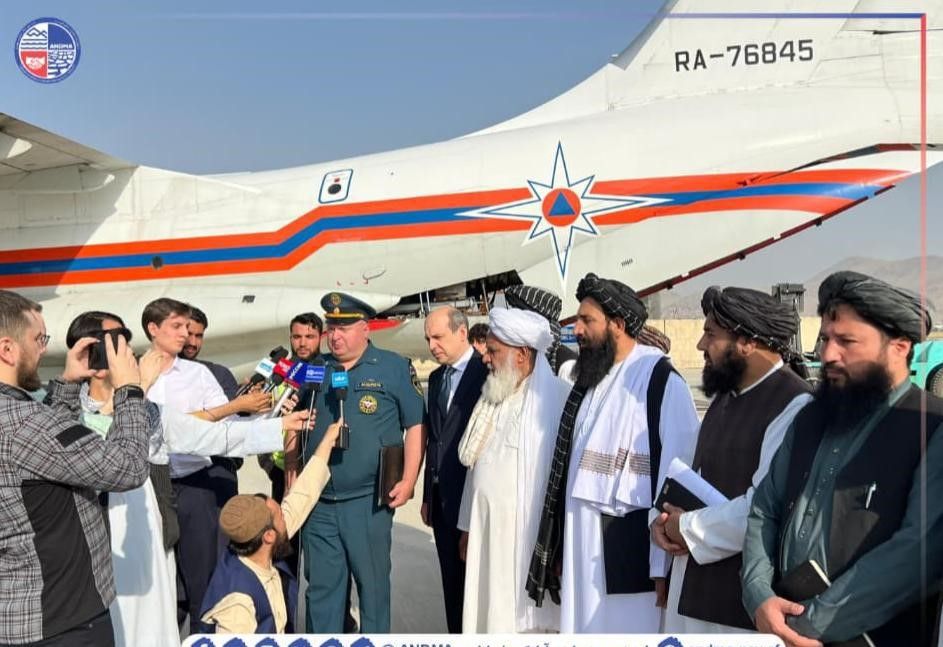 له زلزله ځپلو سره د روسیې ۲۰ ټُنه د خوراکي توکو مرسته طالبانو ته وسپارل شوه