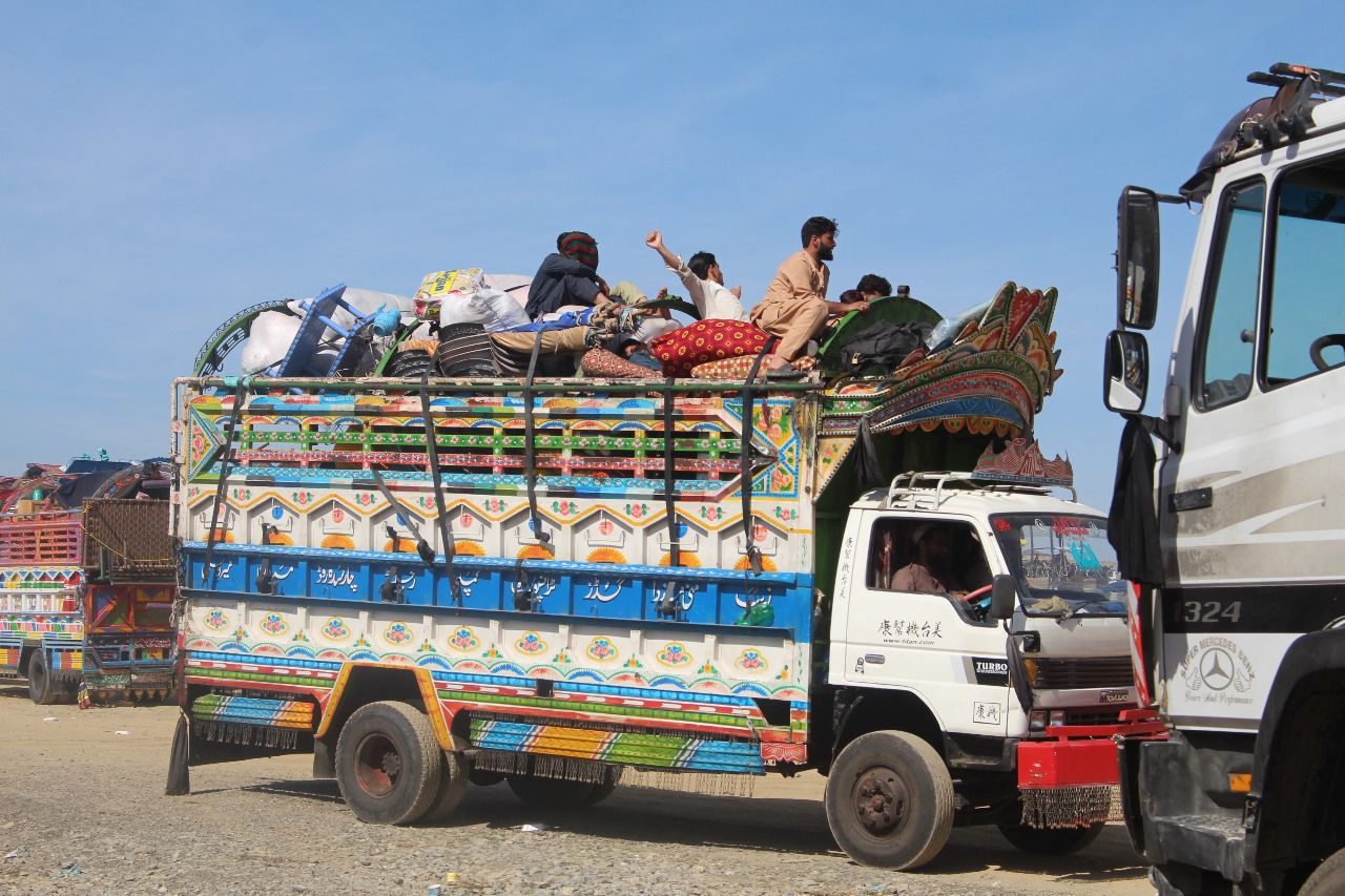 طالبان وايي، له پاکستان او ایران څخه په یوه ورځ نږدې ۶ زره افغان کډوال راستانه شوي