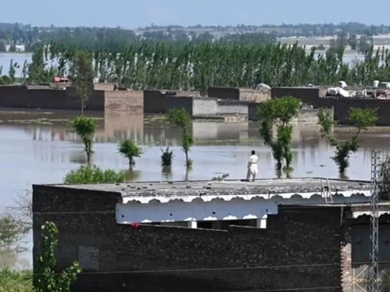 رسانه‌های پاکستان: باران‌ها و سیلاب‌ها در خیبرپختونخوا ۶۸ کشته بر جا گذاشت