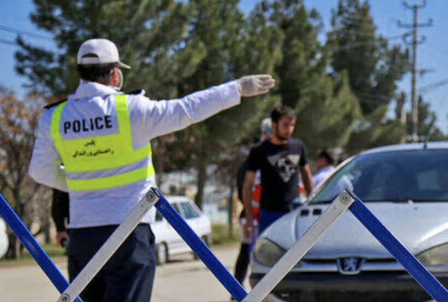 انقلاب سيارتين في سيستان وبلوشستان يؤدي إلى مقتل 13 مهاجرًا أفغانيًا