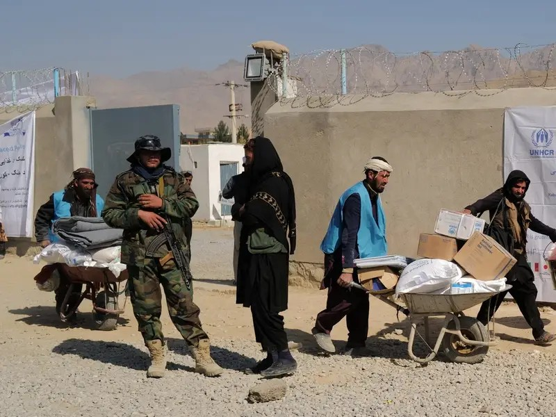  نږدې ۴۴ سلنه ګډونوال باور لري چې د امریکا له بشري مرستو طالبان ګټه اخلي