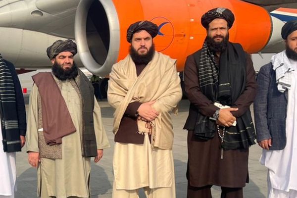 طالبان خواستار گسترش تجارت بدون تعرفه با بنگلادش شد