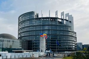 نشست مخالفان طالبان در پارلمان اروپا شروع شد