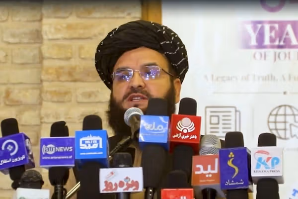 عتیقالله عزیزي: پاکستان او امریکا په سیمه کې د شر په راپورته کولو کې سره همغږي دي