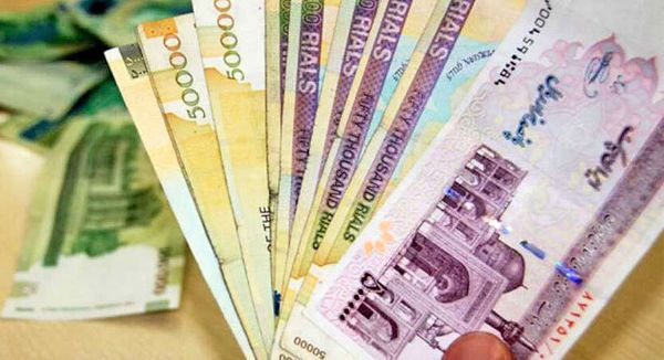 دستگیری سه افغان در ایران؛ مرزبانان ایرانی از قاچاق تومان به افغانستان جلوگیری کردند